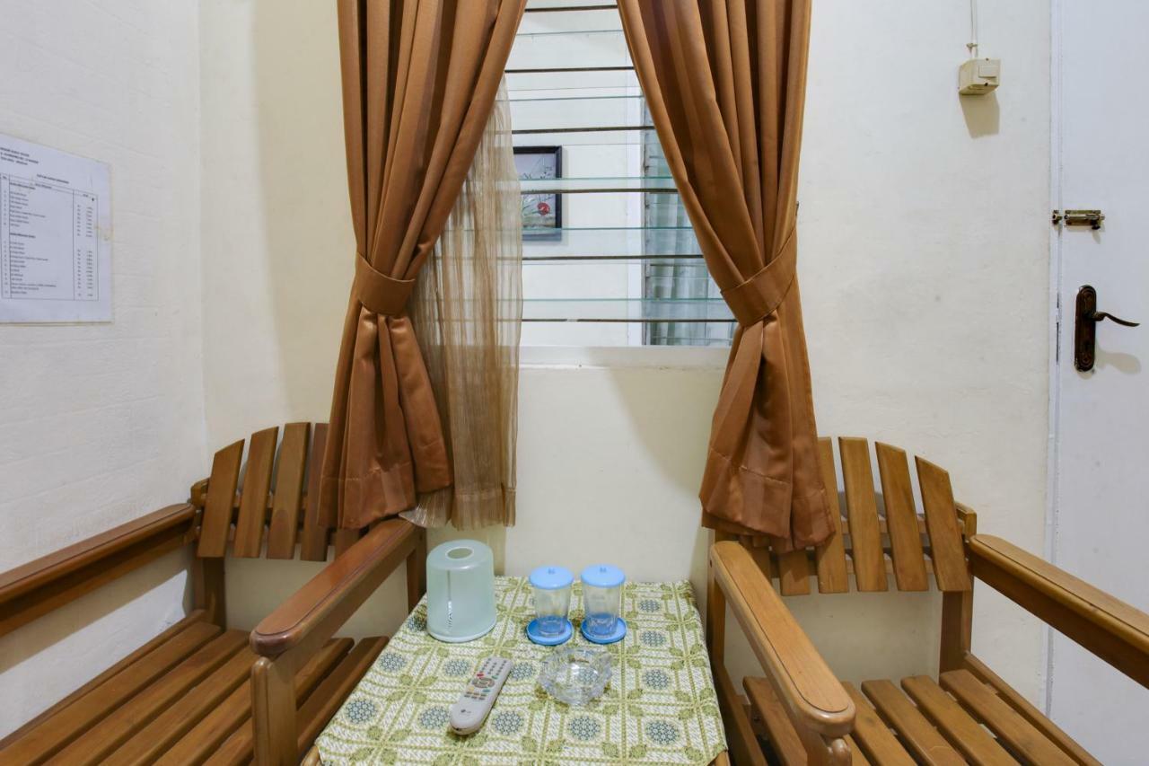 Lite Rooms Bogor Guest House מראה חיצוני תמונה
