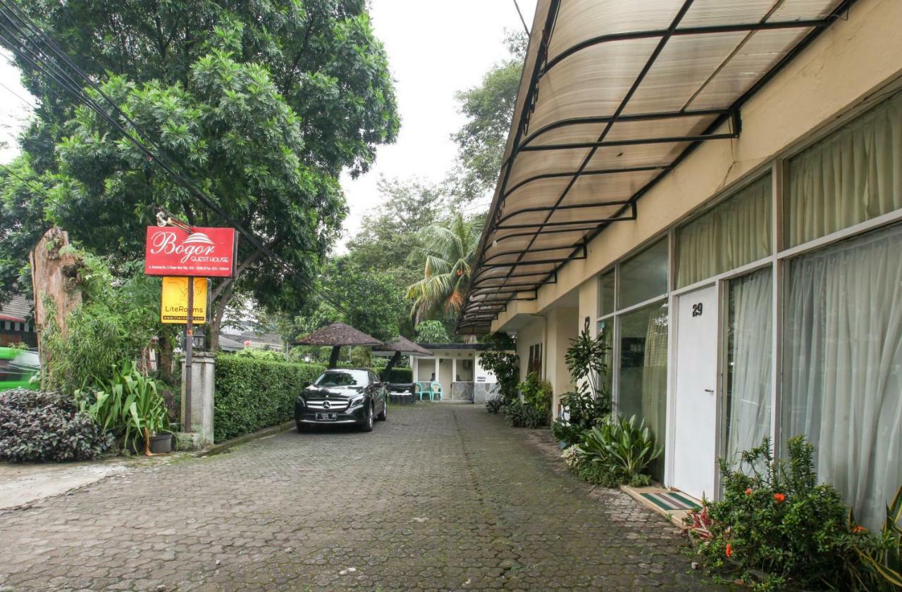 Lite Rooms Bogor Guest House מראה חיצוני תמונה
