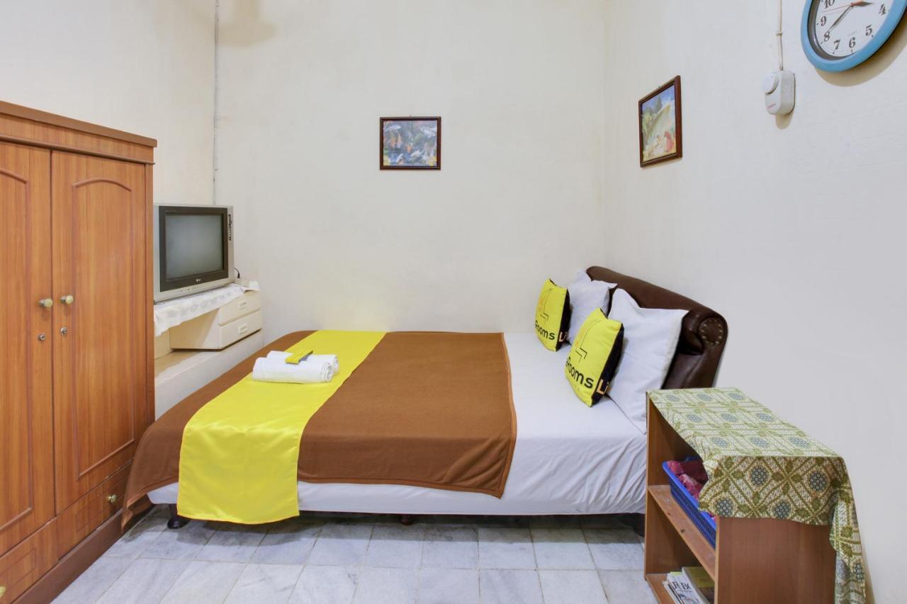 Lite Rooms Bogor Guest House מראה חיצוני תמונה